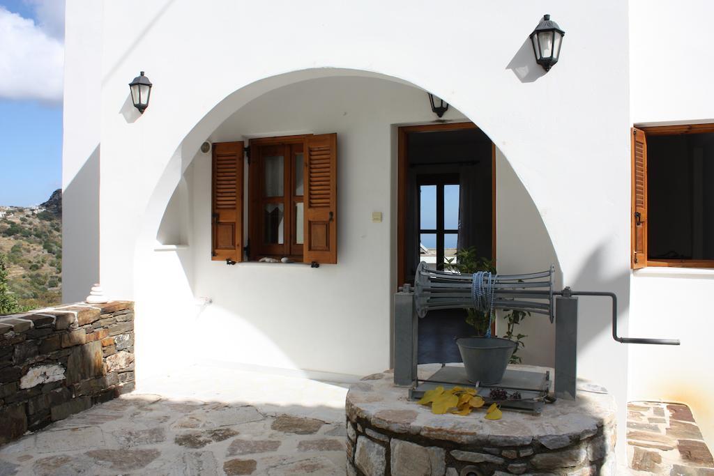 Matina - Stavros Traditional Houses Koronos Oda fotoğraf